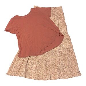 Wonderly Crinkle Skirt and Top XL